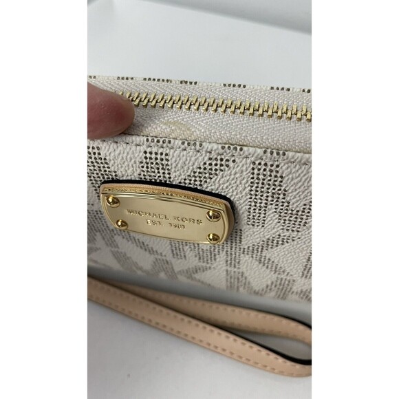Michael Kors Jet Set Travel Continental Zip Around Wallet Wristlet Vanilla - Picture 3 of 7
